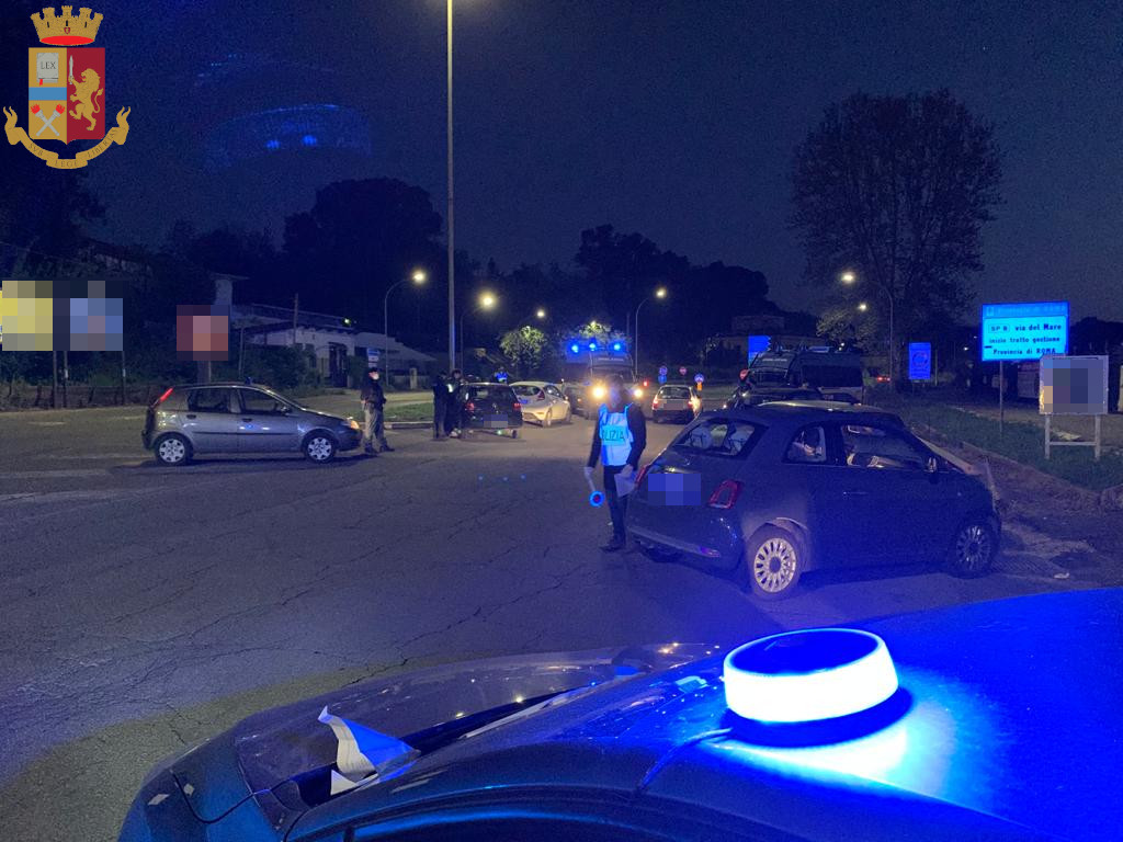 Galleria 1 del post: Ancora scene di violenza ad Anzio: ennesima rissa nel fine settimana. Quattro persone denunciate, per una scatta il foglio di via.