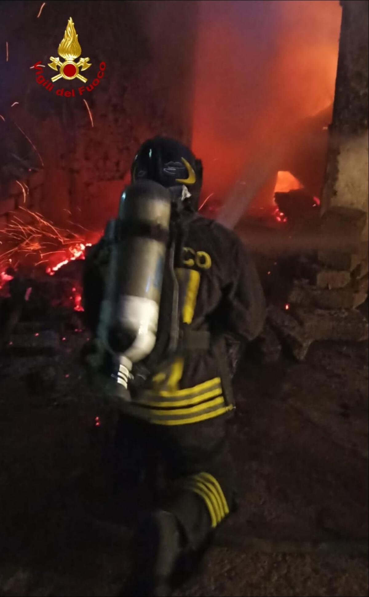 Castelforte - Notte di fuoco in una palazzina - 