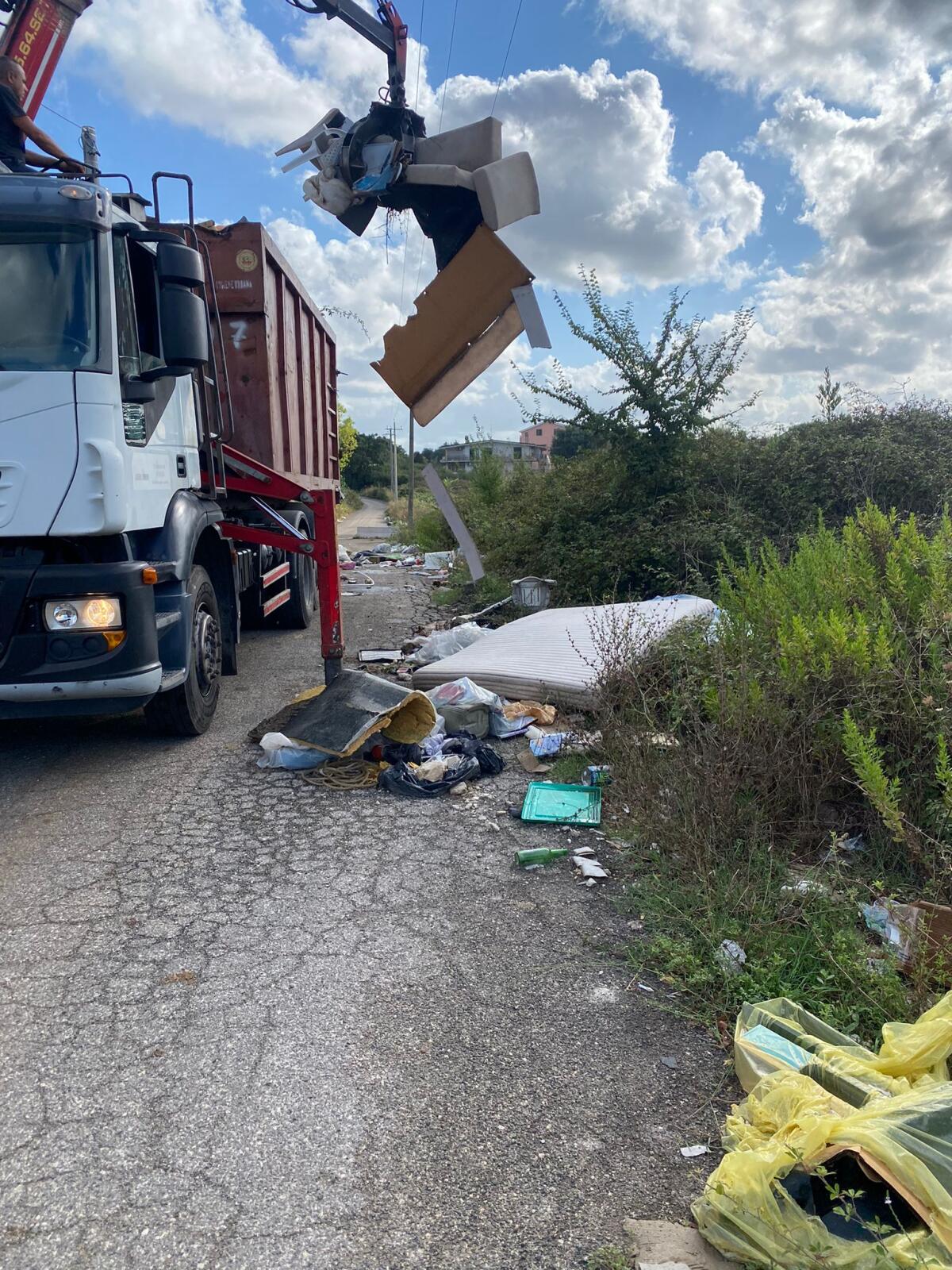 Ad Ardea al via una pulizia straordinaria delle discariche abusive. In città arrivano le Eco-stazioni. - 