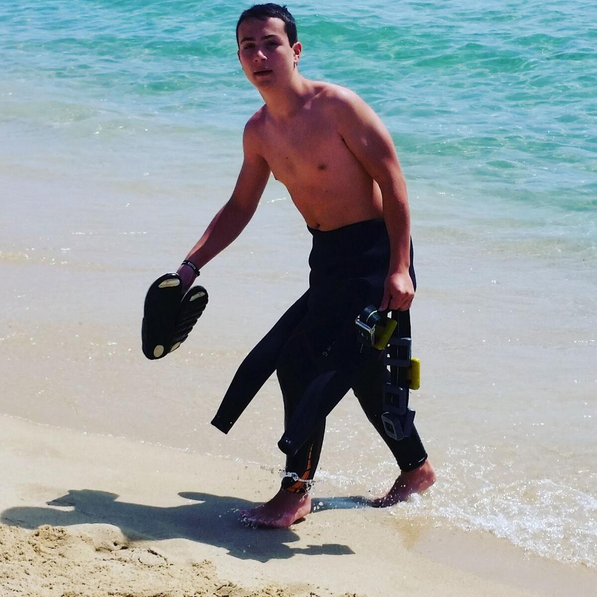 Eseguita l’autopsia sul corpo del 19enne Lorenzo Guerrieri, trovato morto nelle acque dell’isola di Ventotene.   - 