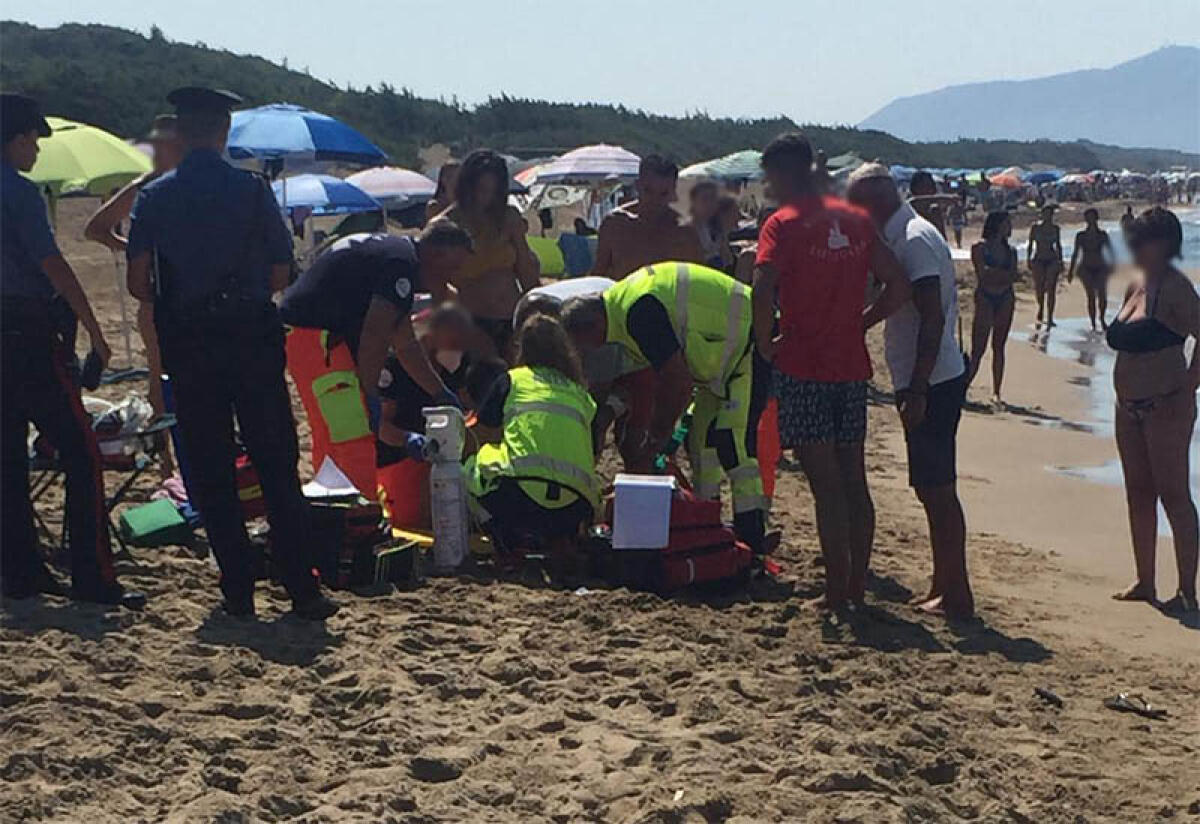 19enne originario di Genzano salvato in mare a Sabaudia, era stato colto da malore. - 