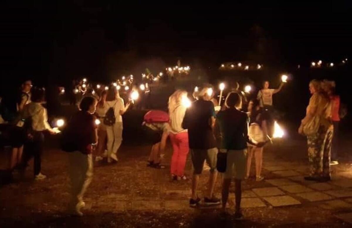 Fiaccolata sotto le stelle cadenti: da Nemi a Genzano per la notte del 12 agosto - 