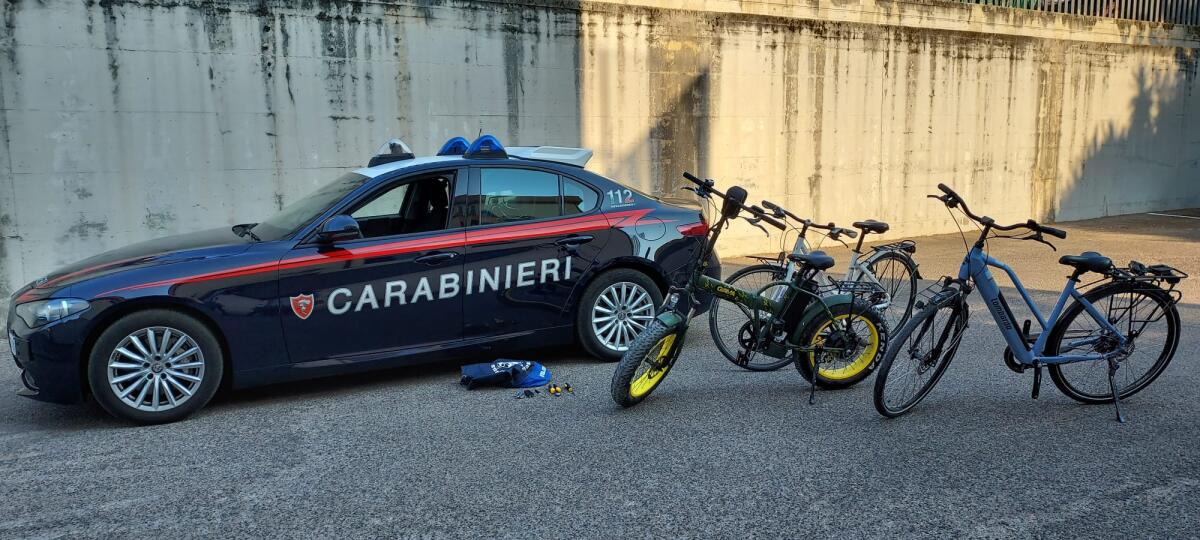 Ladro di biciclette e monopattini: arrestato un 37enne che aveva "fatto spesa" a San Felice Circeo - 