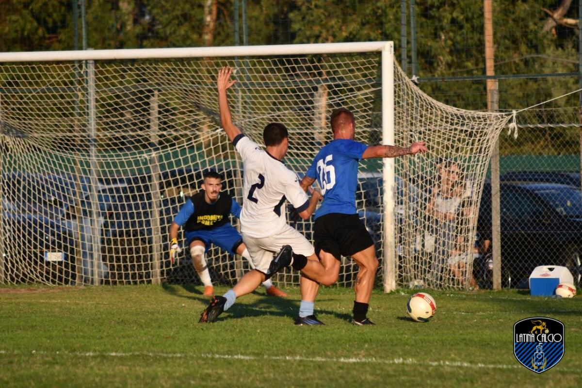 Calcio di Lega Pro: terza settimana di ritiro per il Latina che chiude 8-0 la prima amichevole contro l’Indomita Pomezia. - 