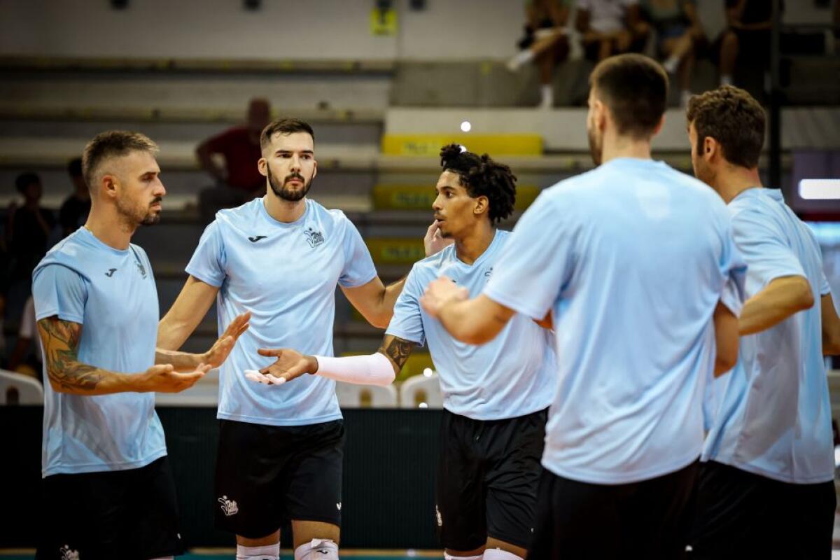 Allenamento congiunto per la Top Volley Cisterna: questo sabato arriva la Cave Del Sole Lagonegro. Josè Miguel Gutierrez è nella rosa. - 