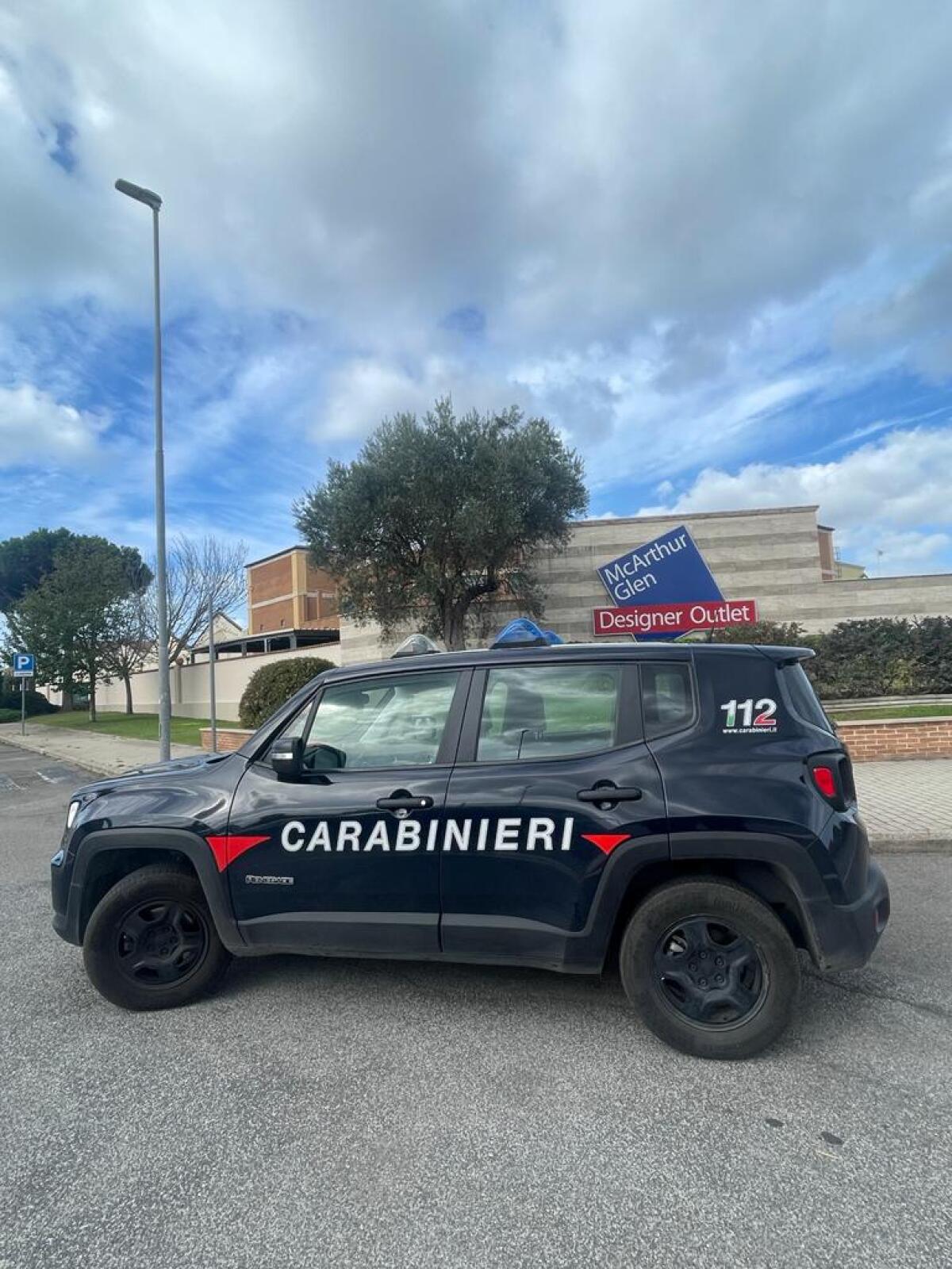 Avrebbe appiccato due incendi nell’area verde adiacente al parcheggio dell’Outlet di Castel Romano: scatta la misura cautelare. - 