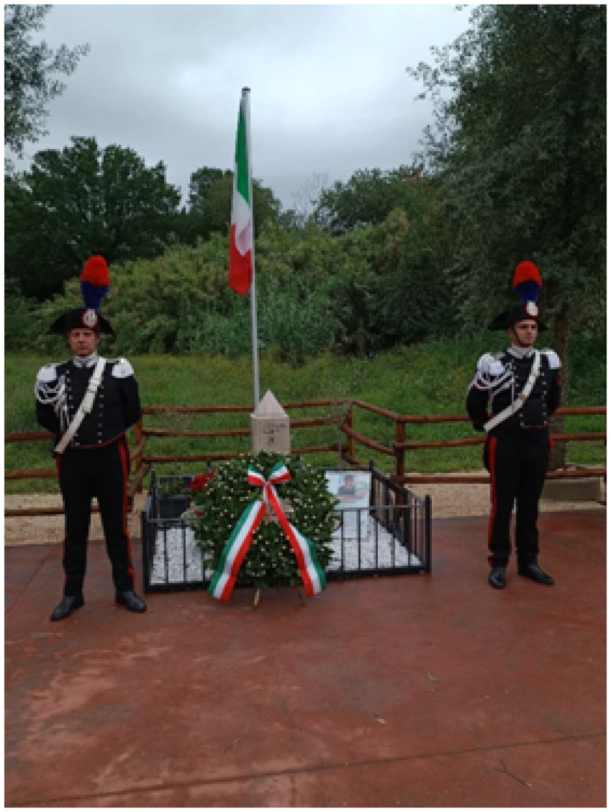 Sonnino - Solenne e sentita la cerimonia di intitolazione del plesso scolastico a Vittorio Iacovacci, Carabiniere Scelto, Medaglia d’Oro al Valor Militare alla Memoria - 