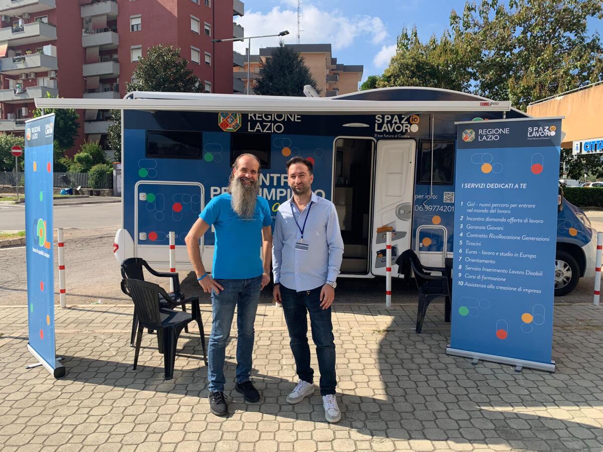 Il camper di “Spazio Lavoro” sino a giovedì 20 Ottobre fa sosta ad Aprilia in via dei Bersaglieri. - 