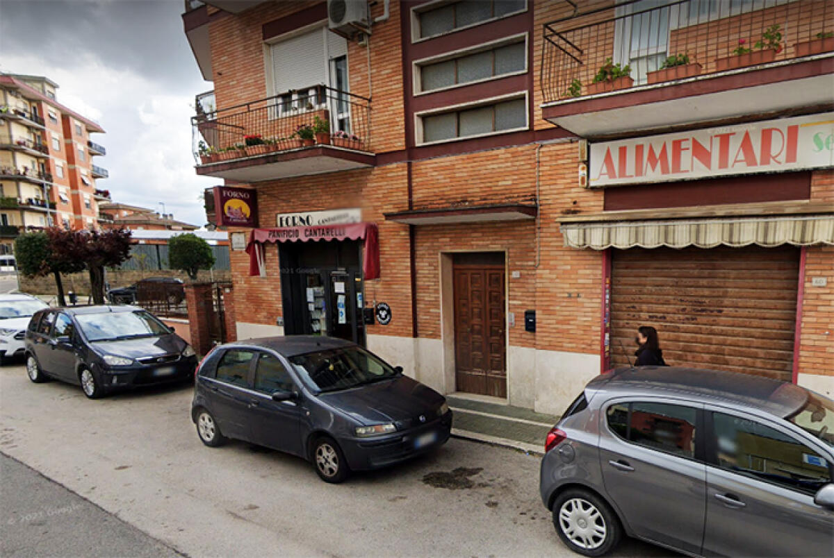 Bombe carta contro la serranda del forno "Cantarelli" di Aprilia: un operaio perde due dita. Le indagini dei Carabinieri. - 