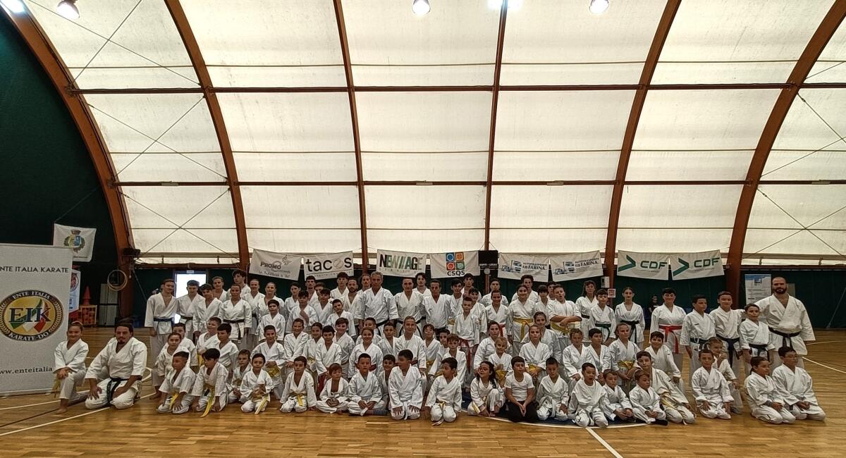 Si è tenuto a Sermoneta lo stage nazionale di Karate per le simulazioni di gara: oltre 100 partecipanti. - 