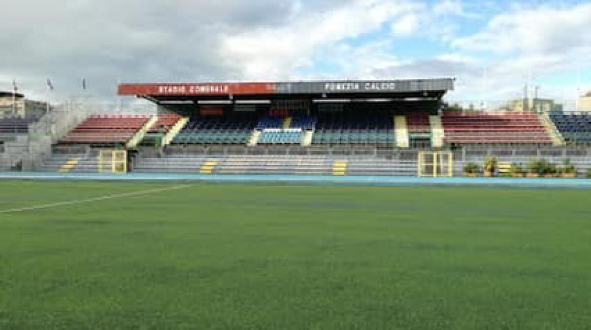 Pomezia Calcio: stadio ancora chiuso al pubblico. Possibilità di assistere non solo alle partite, ma anche agli allenamenti in diretta online - 