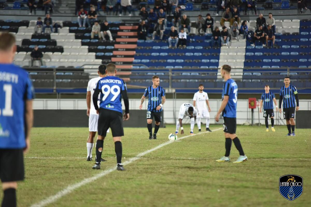 Calcio di Lega Pro, Coppa Italia: per il Latina finisce qui. I nerazzurri battuti 2-0 dal Giugliano. - 