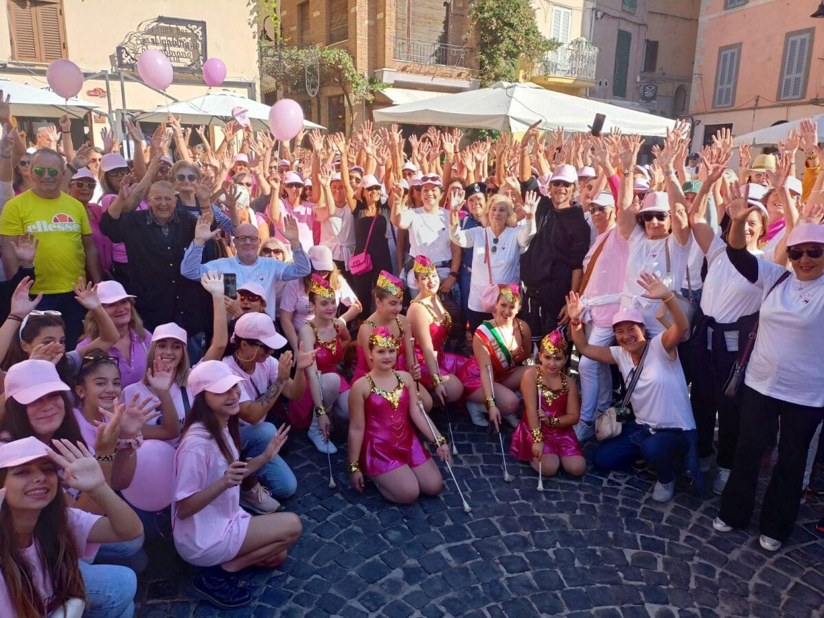 Grande successo per la “Camminata in rosa” organizzata dall’Andos di Anzio e Nettuno. - 