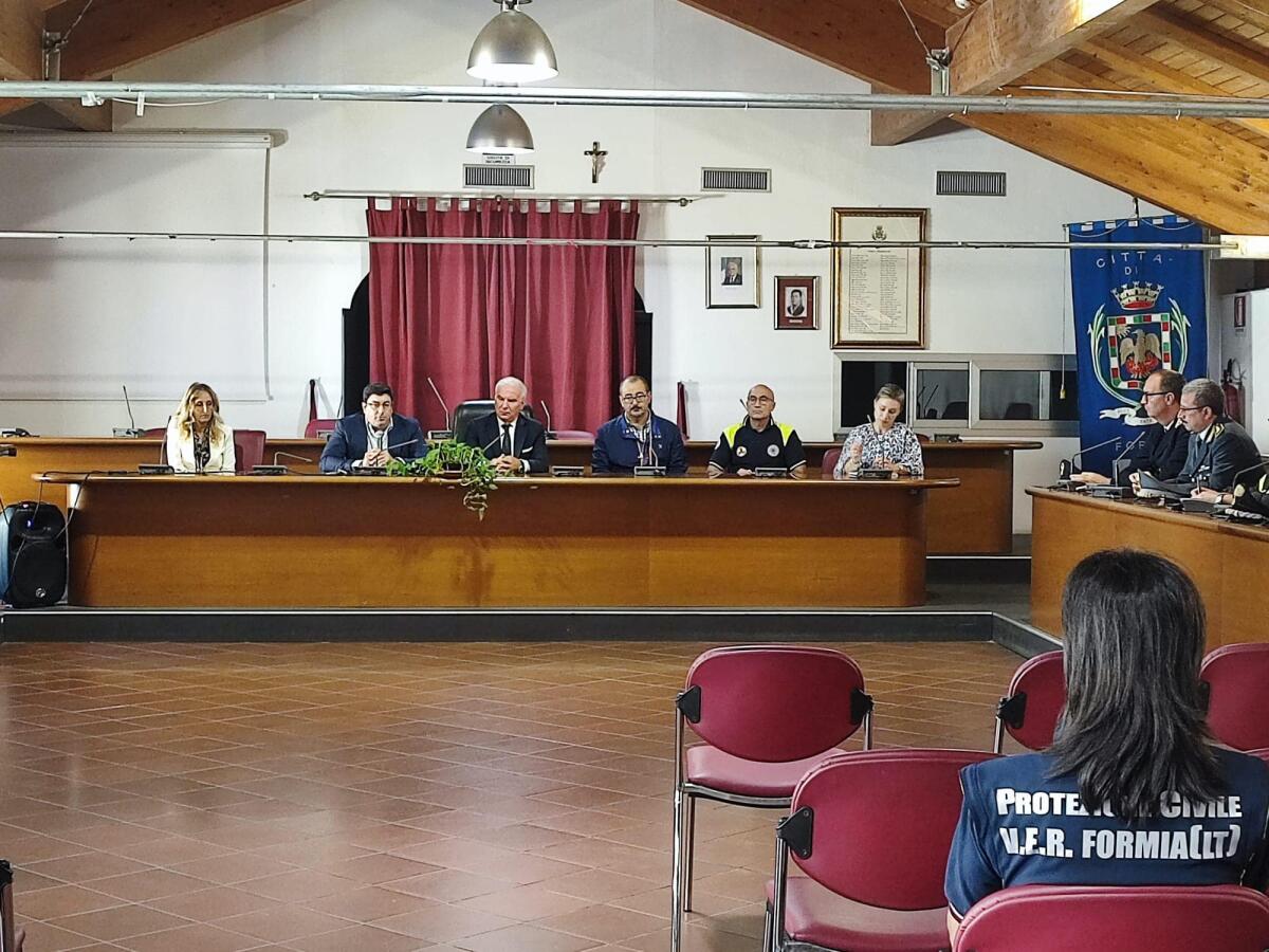 Emergenza idrogeologica nel sud pontino: oggi a Formia la visita del Prefetto di Latina, Maurizio Falco. - 