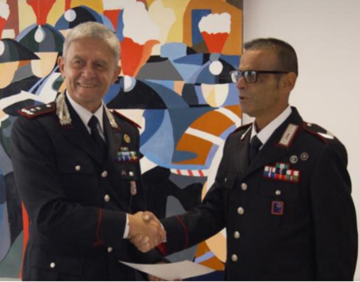 Visita del Comandante della Legione Carabinieri “Lazio”, ai Carabinieri del Reparto Territoriale Carabinieri di Aprilia. Elogio al Vice Brigadiere Vincenzo Scala. - 