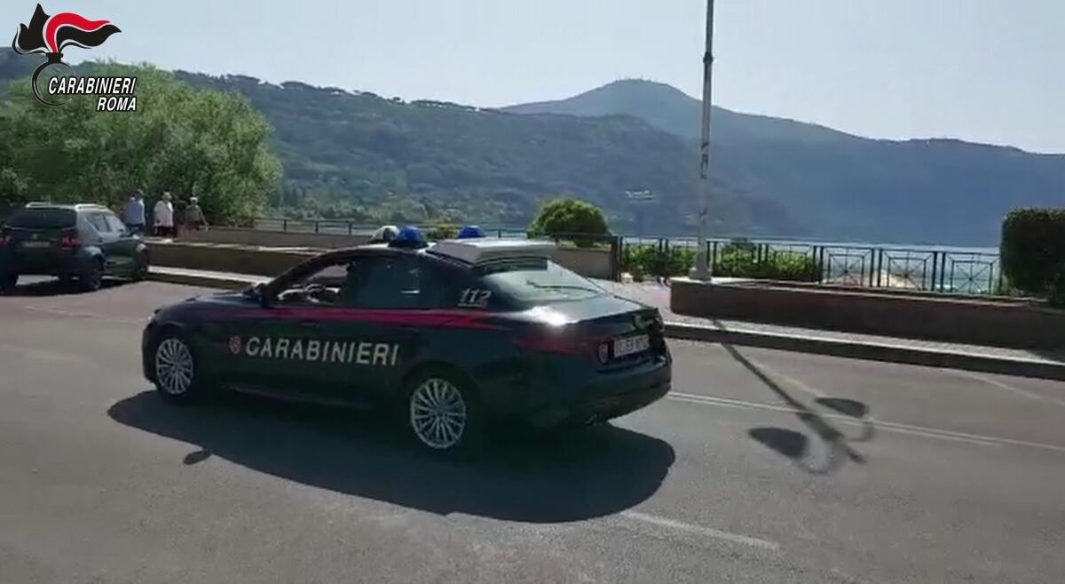 Due ragazzi di Aprilia arrestati dai Carabinieri di Castel Gandolfo: detenevano 5 chili di droga, tra hashish e cocaina. - 