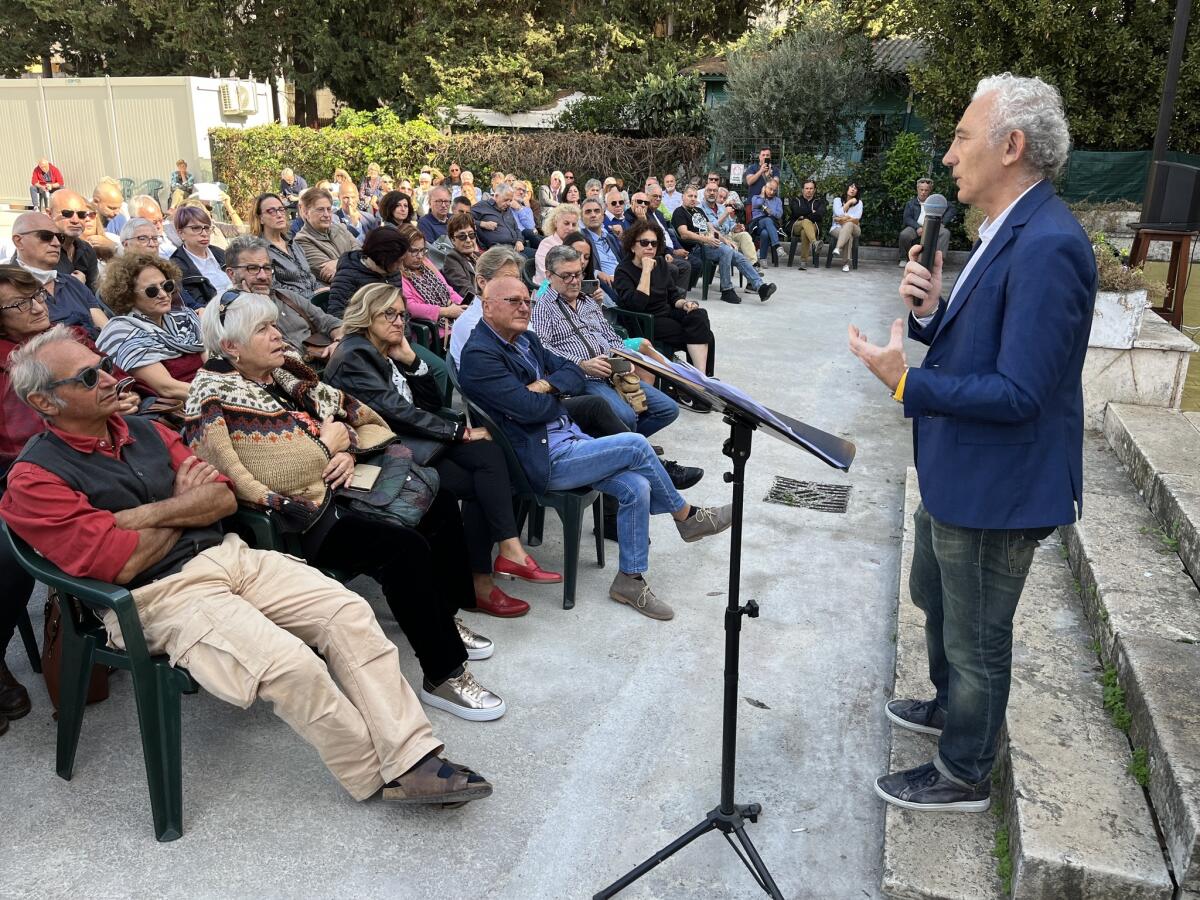 Incontro pubblico dell’ex sindaco di Latina, Coletta: “questi 6 anni non possono andare perduti. Se necessario, io posso anche fare un passo di lato”. - 