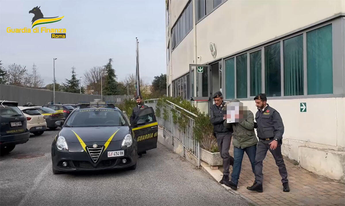 Giro di fatture false per le ristrutturazioni edilizie: operazione della Finanza tra i Castelli e la provincia di Latina. - 