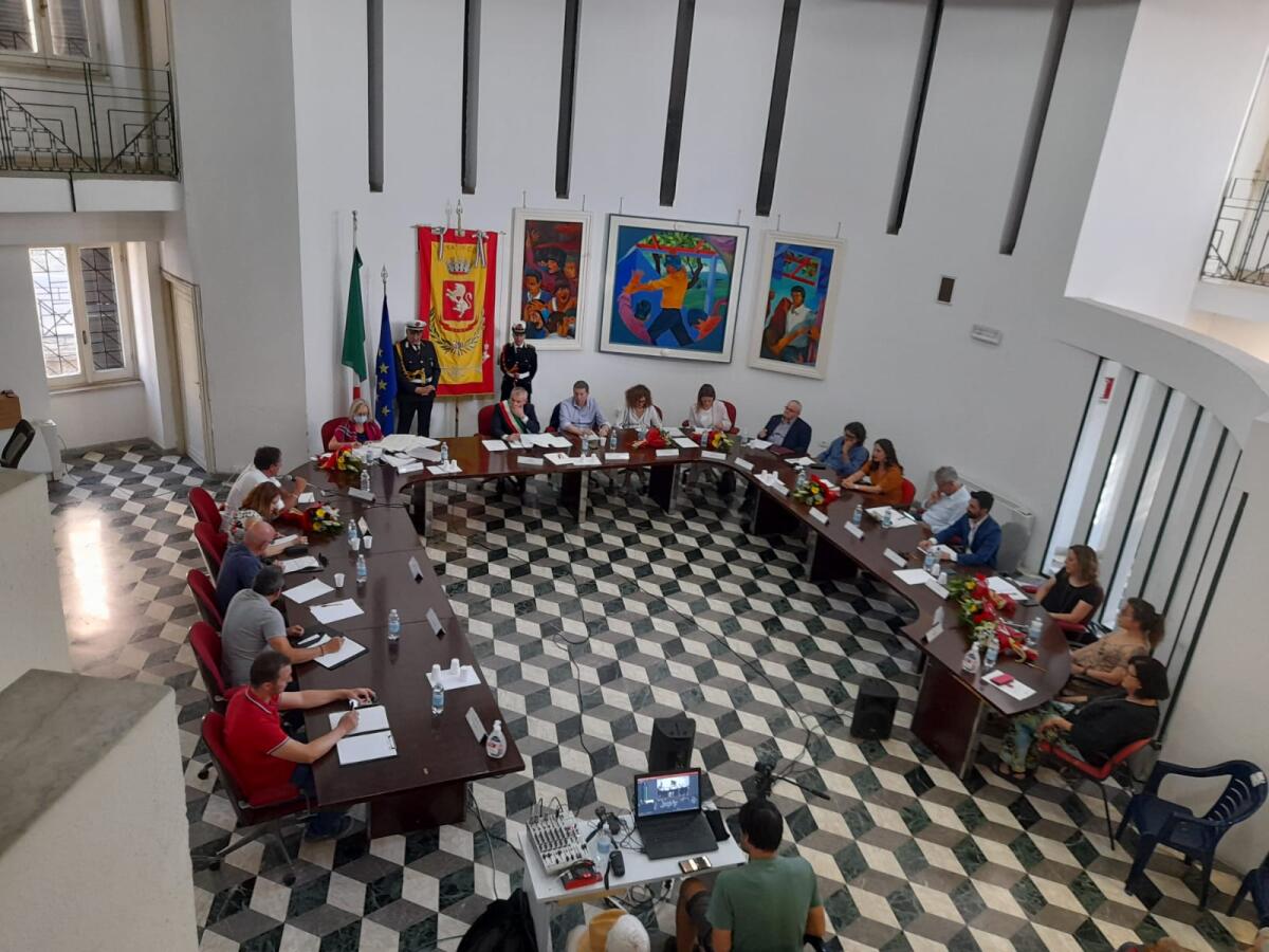 Ok unanime del consiglio di Cori al progetto di finanza sulla pubblica illuminazione - 