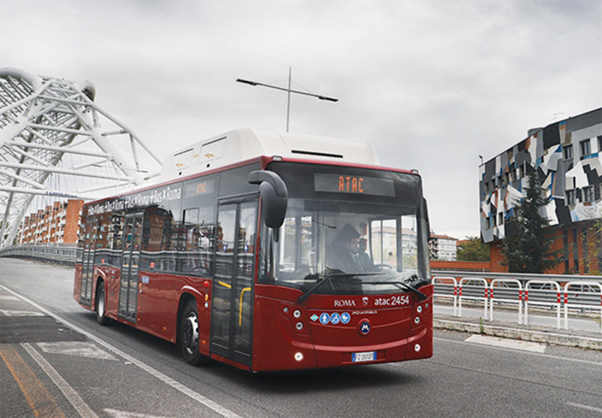 Studentesse molestate a bordo del bus. I Carabinieri di Tor Bella Monaca eseguono un arresto. - 