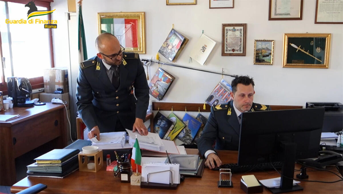 VIDEO - Vendono immobili di proprietari del tutto ignari: tre "ladri di case" ai domiciliari - 
