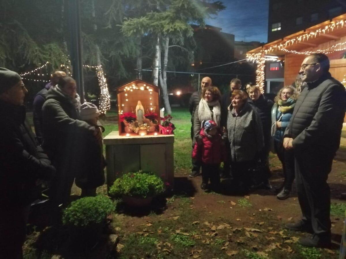 Una Madonnina al quartiere Agroverde di Aprilia in memoria di Giovanni Vittoriano. - 