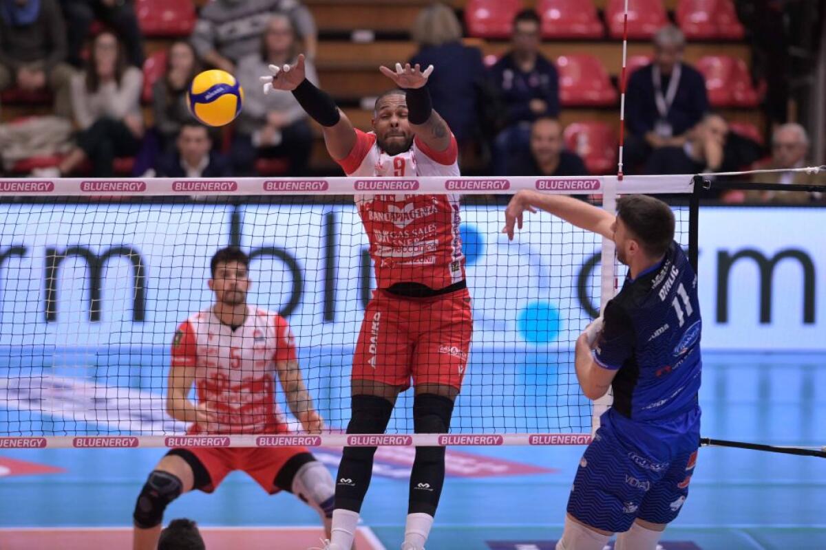 Pallavolo di Superlega: Piacenza–Top Volley Cisterna finisce 3-0. - 