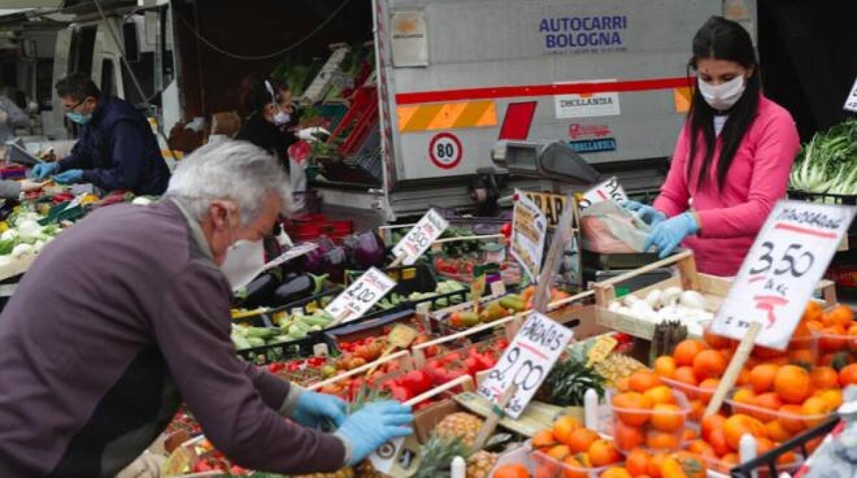Prolungato, per le prossime due domeniche, l’orario di aperture del mercato di Monticchio, a Sermoneta. - 