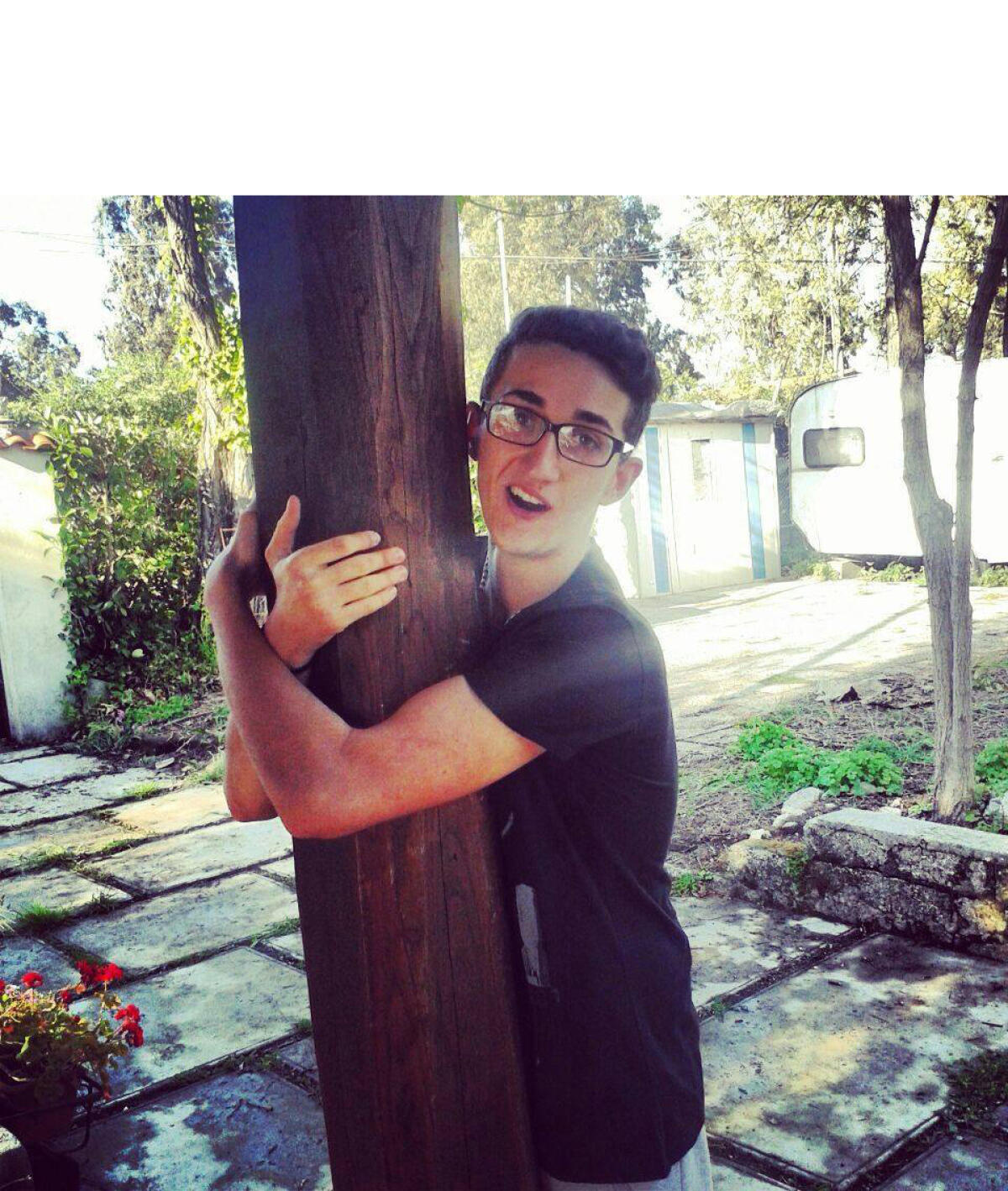 Una colletta per aiutare i familiari di Marco Pannone, il 25enne ridotto in fin di vita a Londra - 