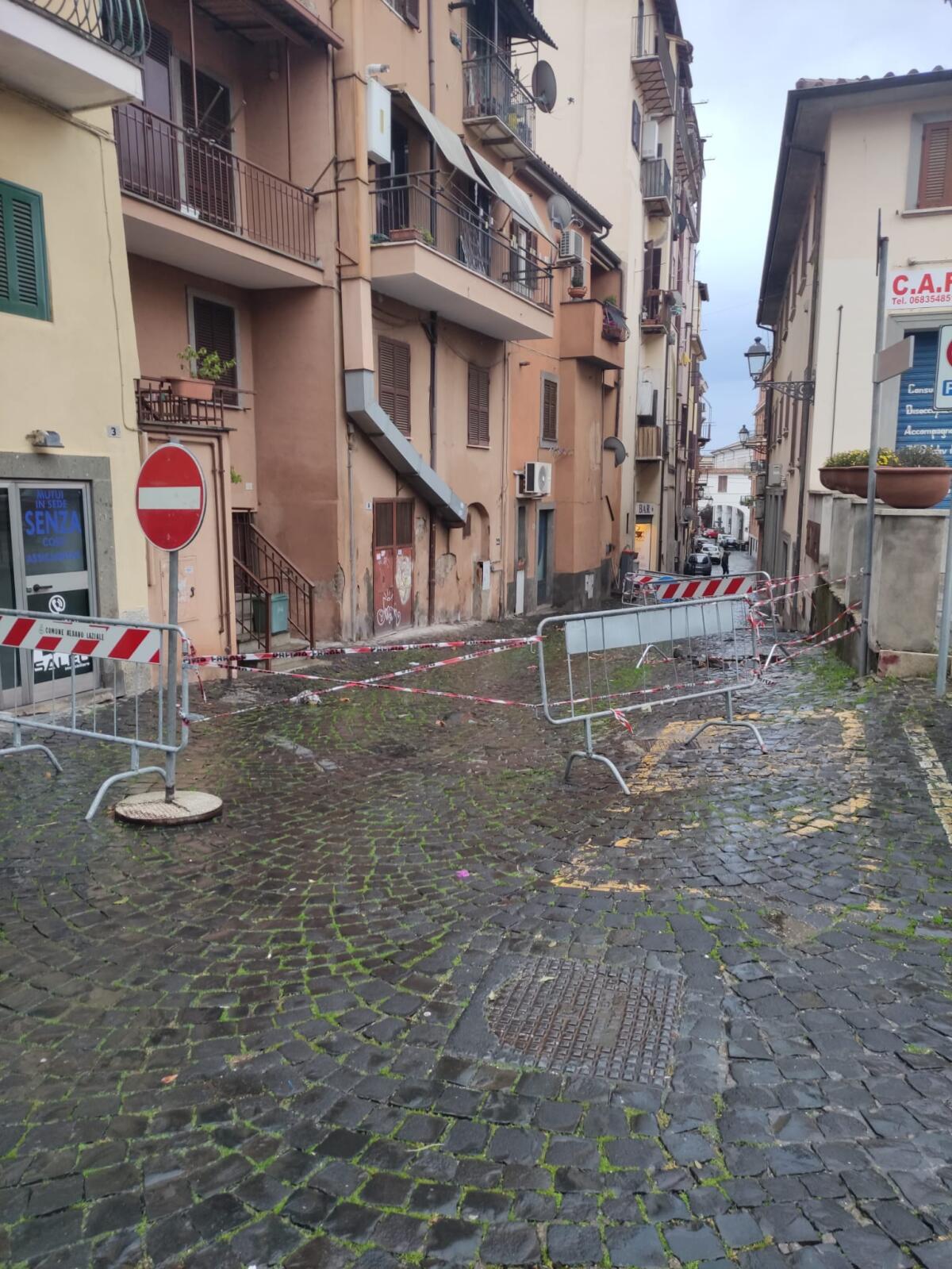 Manutenzione delle strade ad Albano: Fratelli d’Italia presenta un’interrogazione al Sindaco. - 