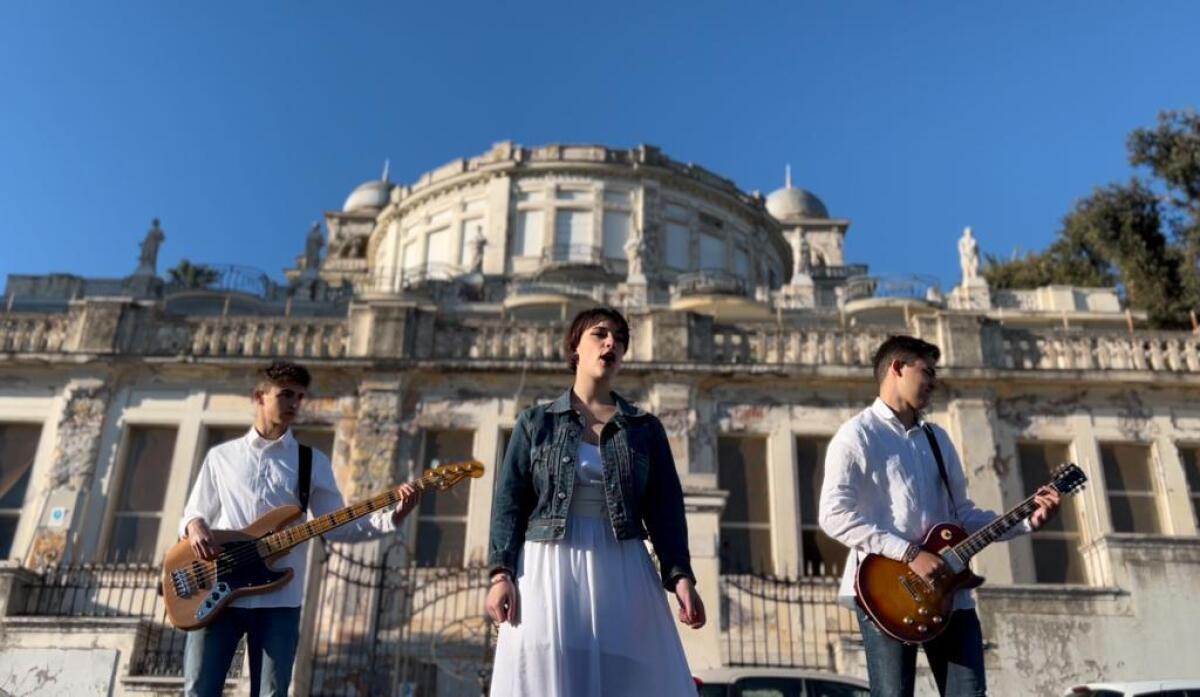 79° dello Sbarco: domenica 22 gennaio i “The Basement” canteranno live “Anzio dove sarai”. - 