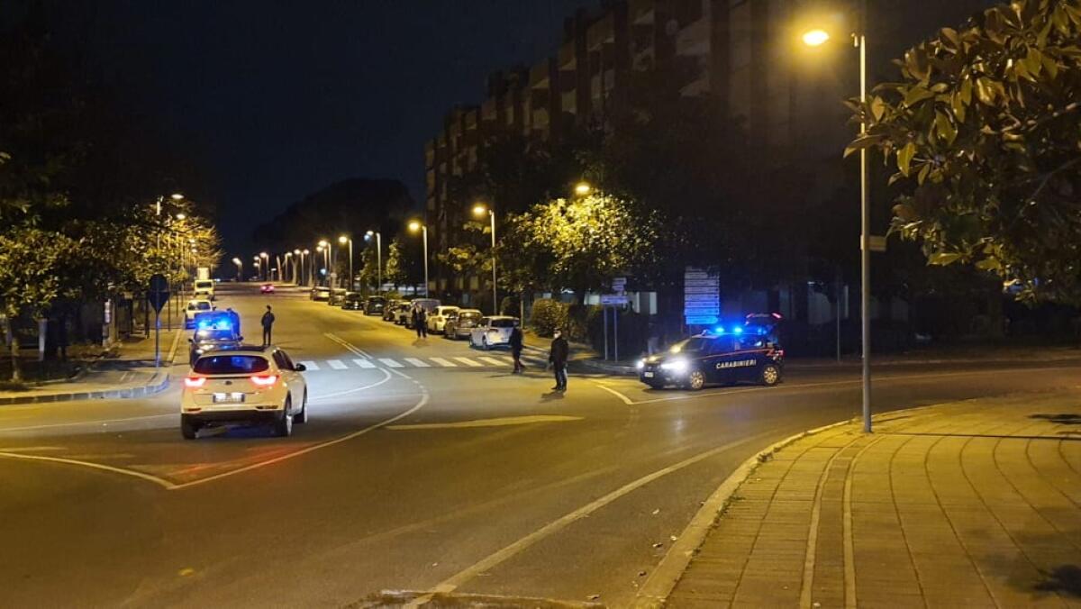 Le tocca le parti intime mentre fa jogging, denunciato - 