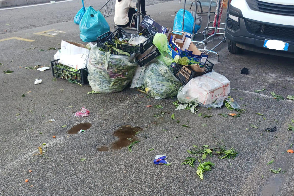 Aprilia - Rifiuti al mercato, Boi: "Subito chiarimenti". Terra: "Pianificati nuovi controlli" - 