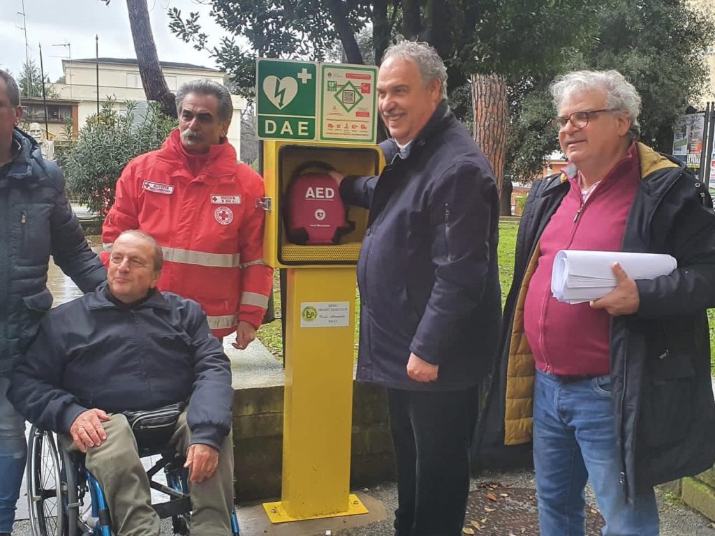 Foto di Croce Rossa, cerimonia di donazione