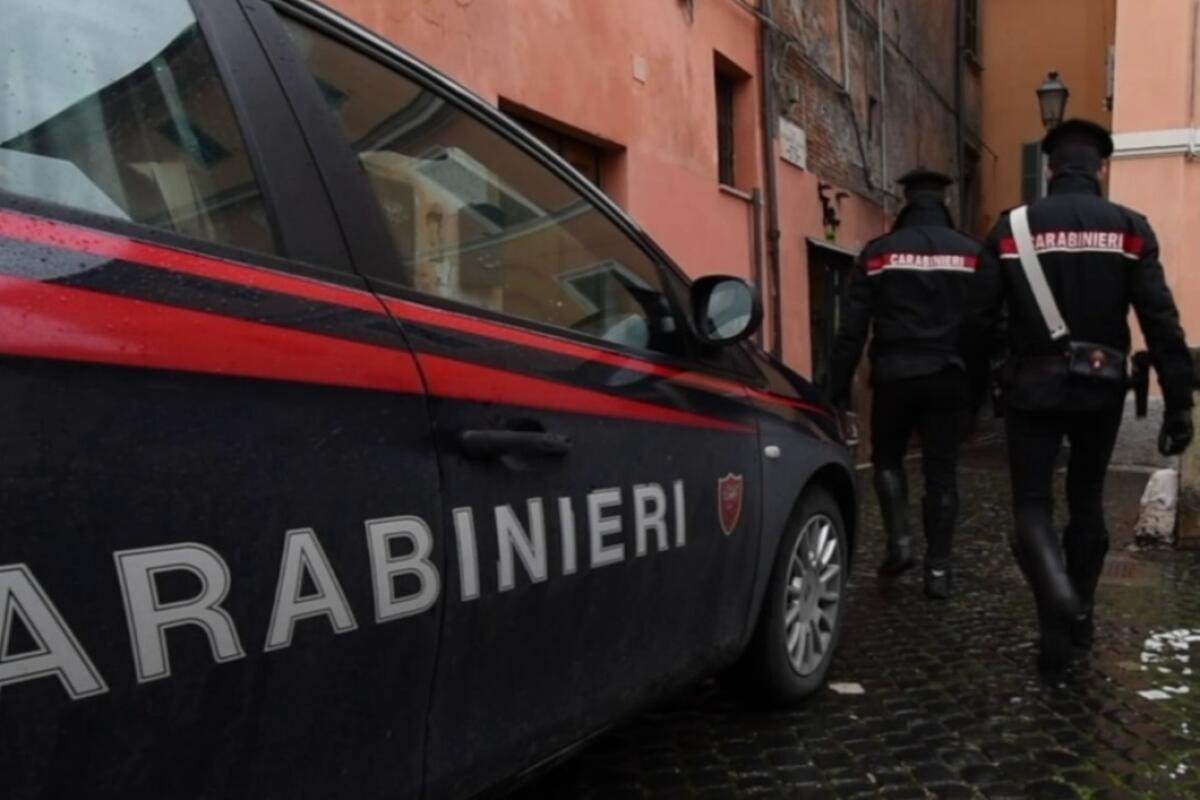 Rapina in banca, i carabinieri di Frascati arrestano un 35enne: incastrato da un'impronta lasciata su un bancone - 
