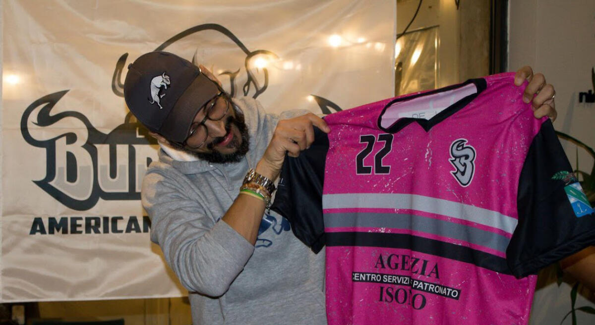 Football, presentate le nuove maglie dei Latina Buffalos - 