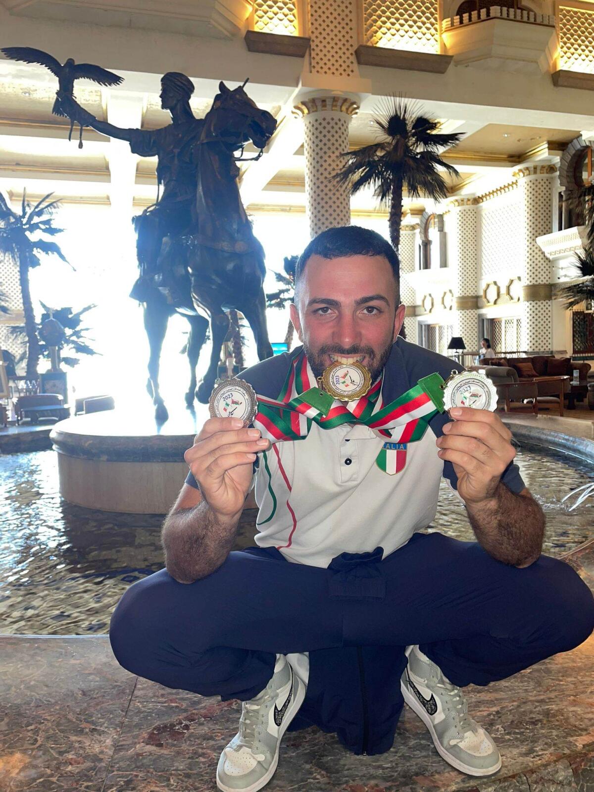 Tiro a volo, il giovane apriliano Alessio Levato, atleta azzurro delle Fiamme Oro, sul podio alla “Friendship Competition” in Oman. - 