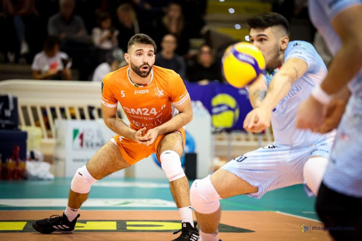 Pallavolo di Superlega: la Top Volley Cisterna in campo contro i campioni del mondo della Sir Safety Perugia. - 