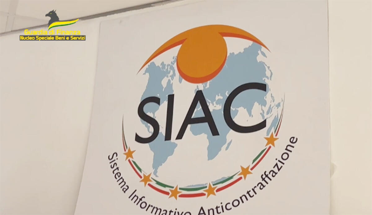 Sequestrati ed oscurati dalla Guardia di Finanza di Roma 40 siti internet di vendita online di prodotti contraffatti. - 