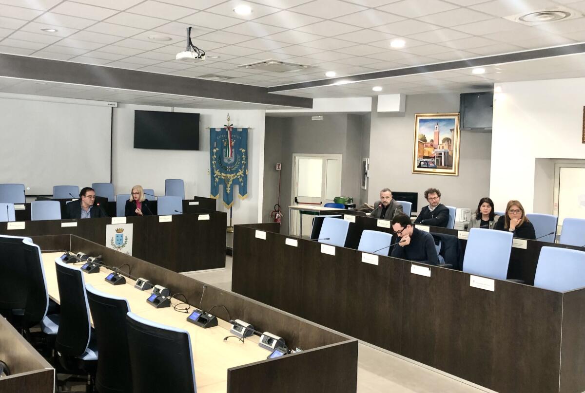 “Bosco d’Impresa”: in Comune ad Aprilia la presentazione del progetto che coinvolge le realtà produttive del territorio e l’Università della Tuscia. - 