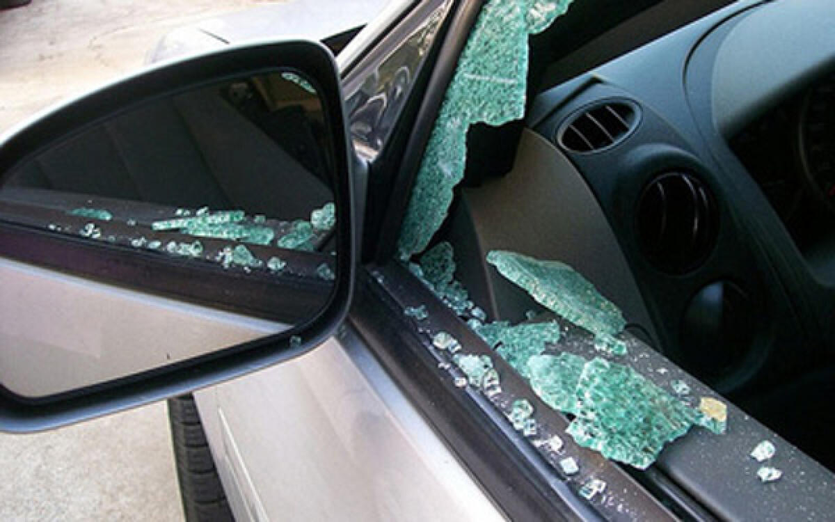 Furti dalle auto in sosta ad Aprilia: ieri sera ennesimo episodio al Quartiere Primo. - 