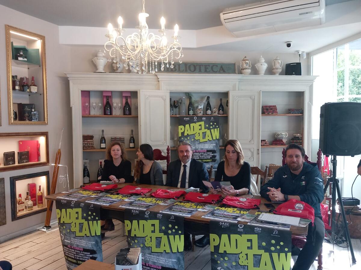 Sfida a colpi di padel, in campo gli avvocati di Latina e Velletri per raccogliere fondi in favore della Lega Italiana Fibrosi Cistica Lazio - 