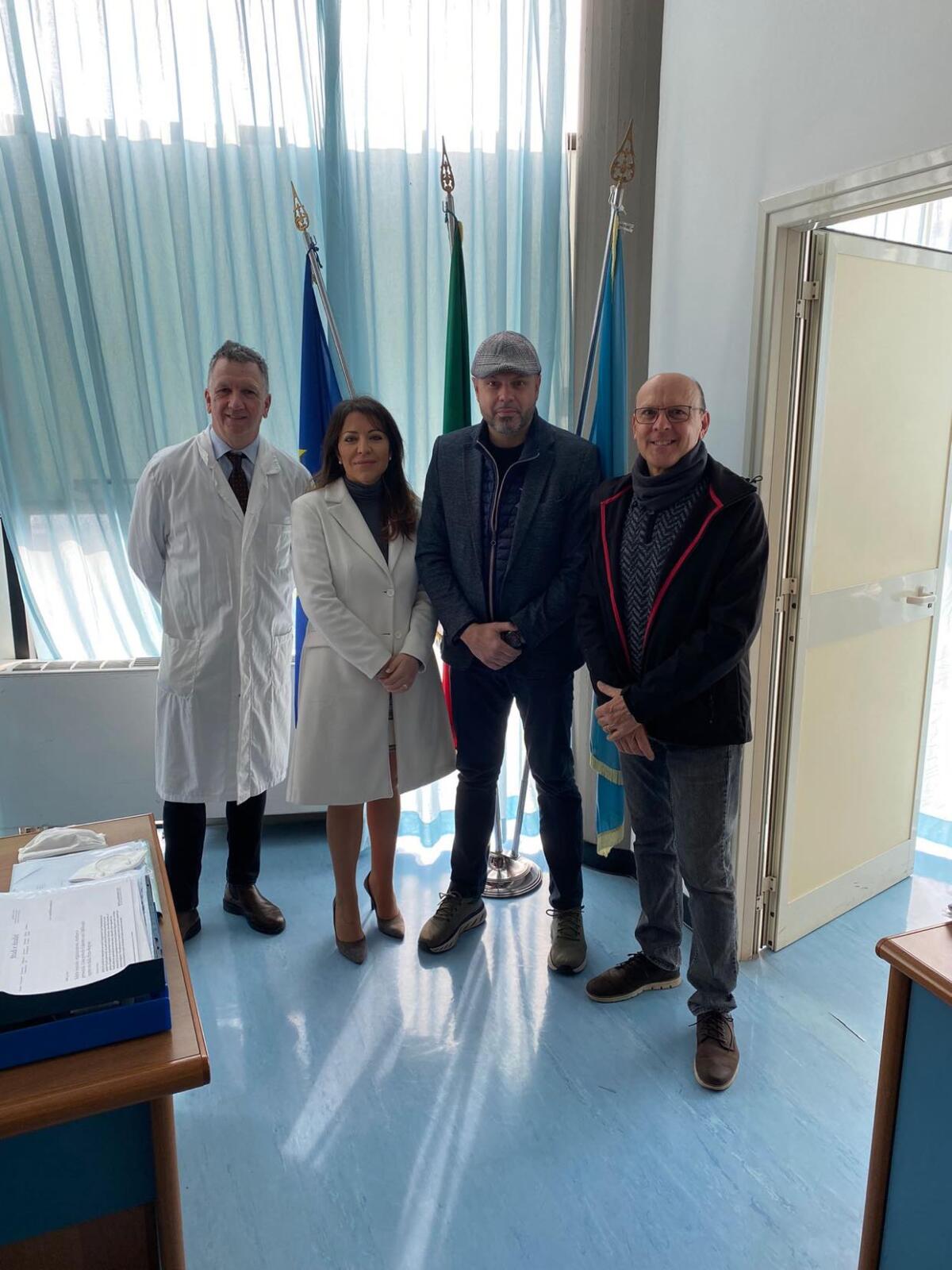 Aprilia, donate pellicole oscuranti per due ambulatori della Casa della Salute - 