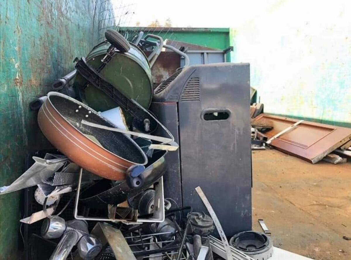 Ecocentro di quartiere ad Aprilia, tappa a Campoverde: si raccolgono anche abiti usati - 