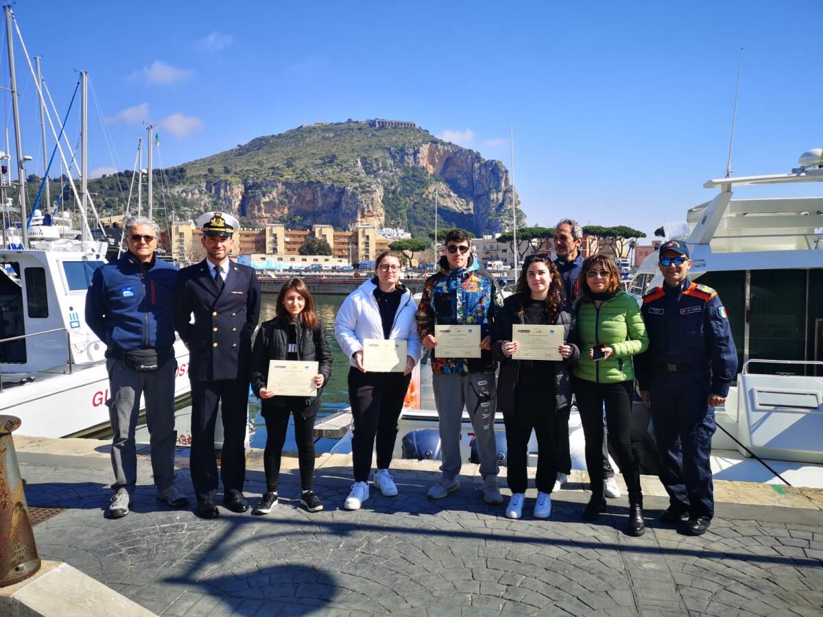 “Una scuola d’a...mare”: insieme Guardia Costiera, Parco Nazionale del Circeo e istituto tecnico Bianchini di Terracina - 