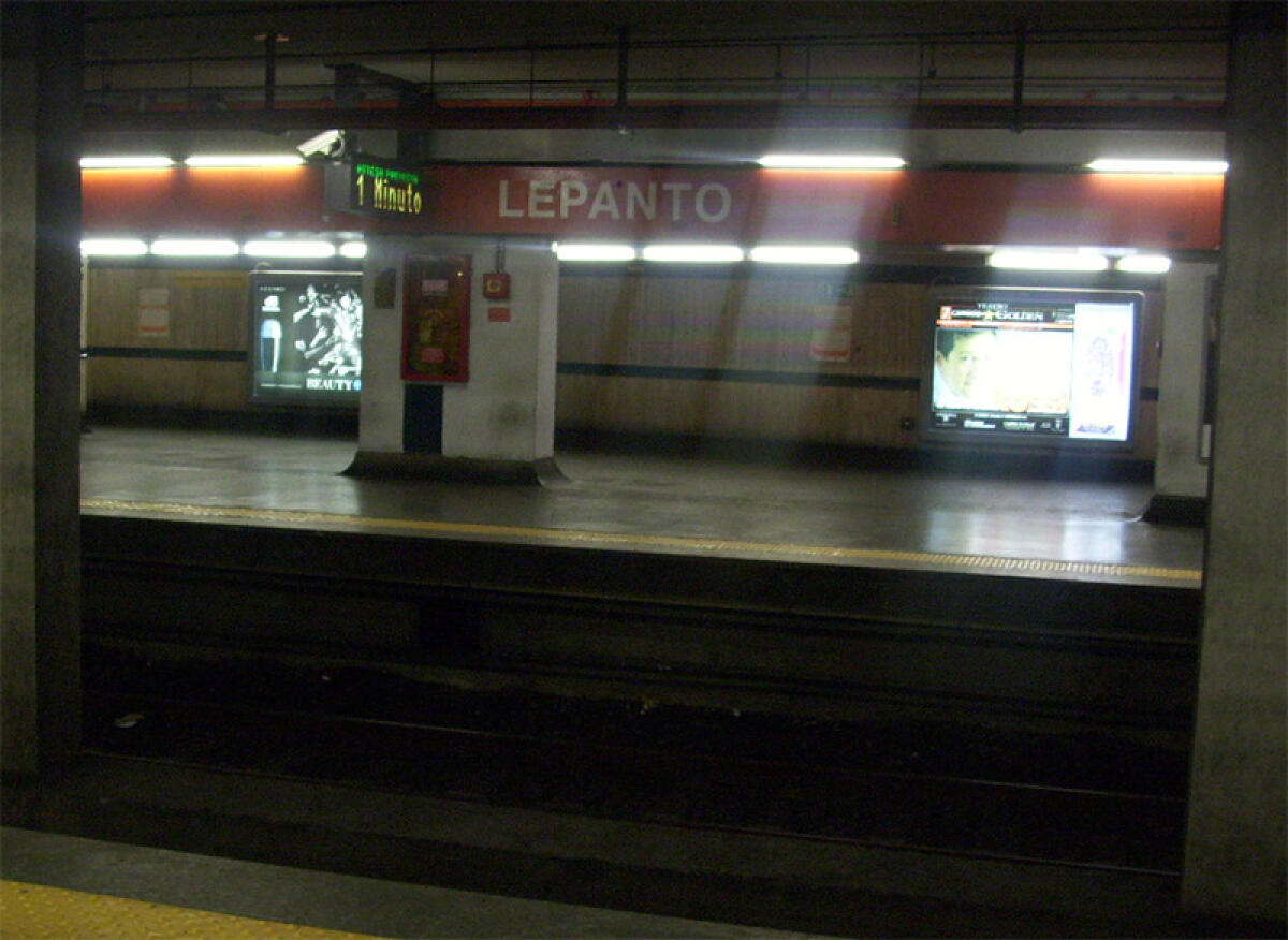 Investimento sulla linea A della metro a Roma, alla stazione Lepanto: 74enne in codice rosso. - 