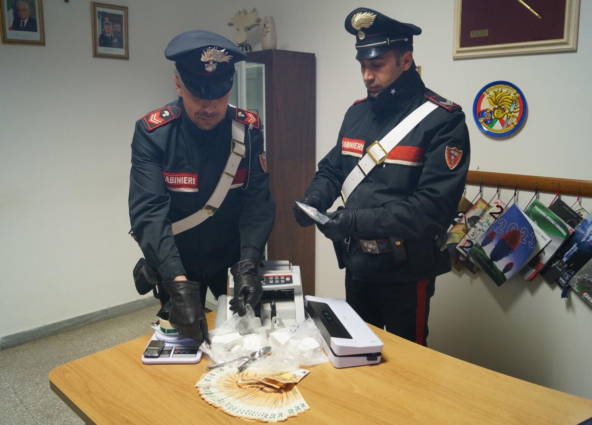 Controlli antidroga dei Carabinieri del Comando Provinciale di Roma: 5 arresti. - 