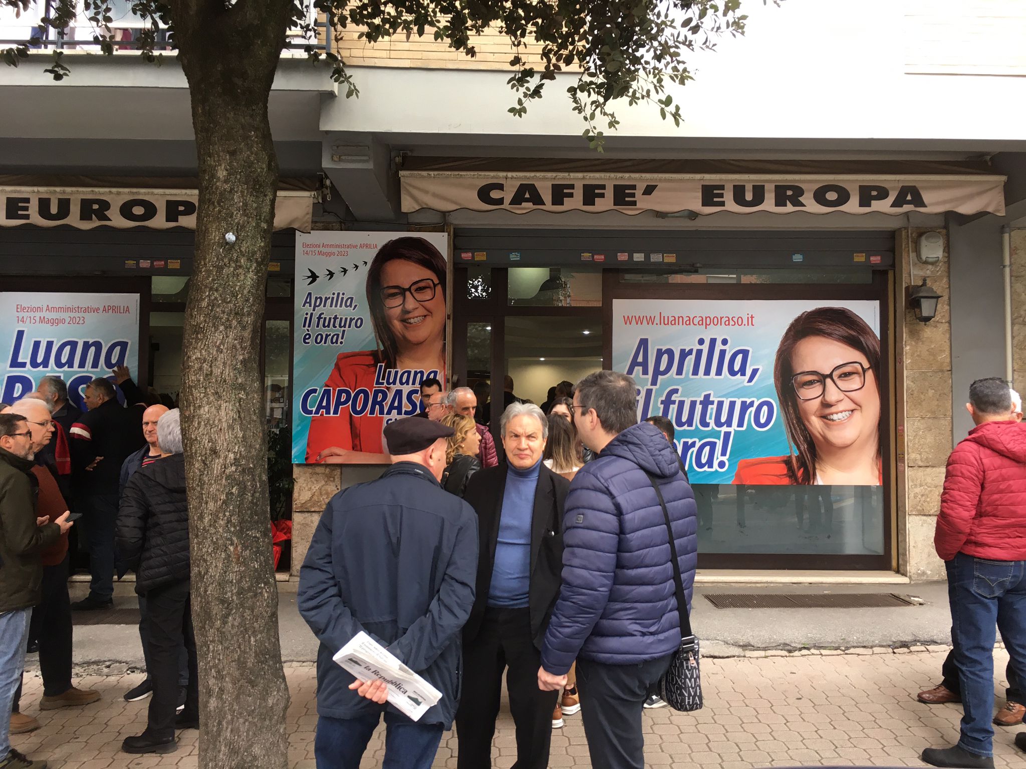 la presentazione della candidatura a Sindaco di Luana Caporaso