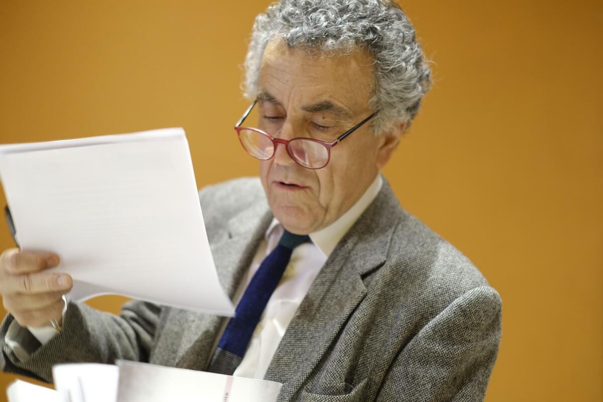 L’ex Ministro Fabrizio Barca questo 25 Aprile a Latina per un’iniziativa organizzata dal  Pd, con il candidato sindaco Damiano Coletta. - 