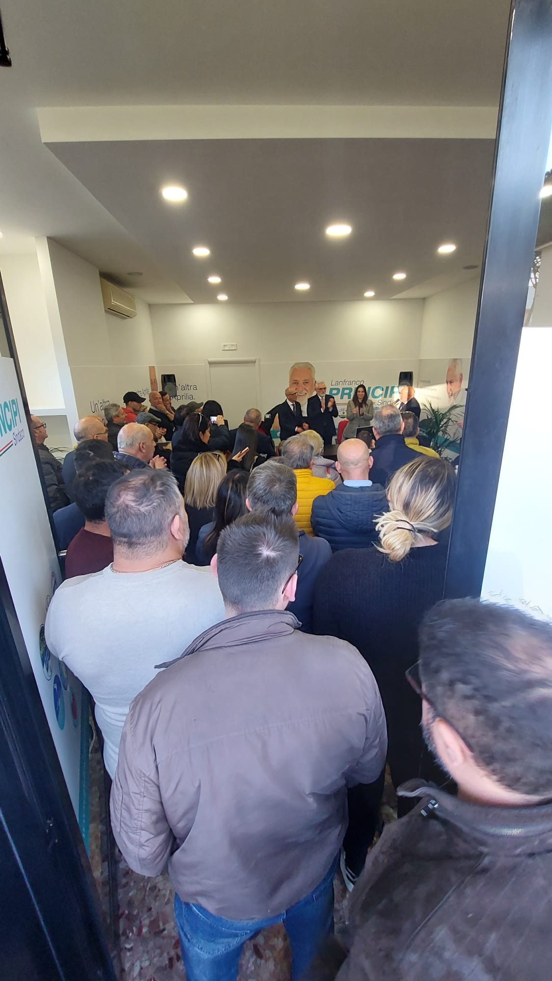 l'inaugurazione del point elettorale di Lanfranco Principi